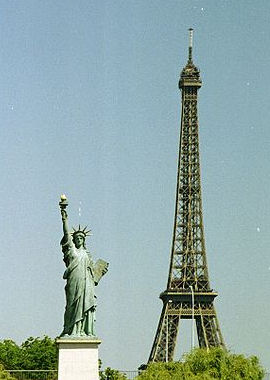 statue liberte paris 15